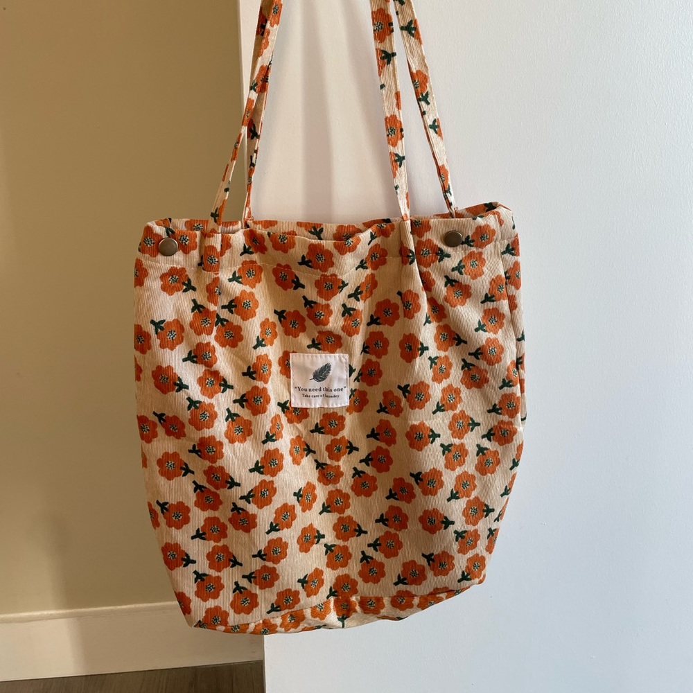 Brand new flower tote bag